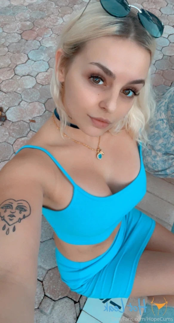 ʜᴏᴘᴇ ʜᴜɢᴇ ᴛɪᴛs [ hopecums ] Onlyfans leaked photo 10882440 on Hotleaks.tv