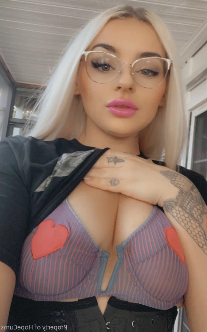 ʜᴏᴘᴇ ʜᴜɢᴇ ᴛɪᴛs [ hopecums ] Onlyfans leaked photo 11658555 on Hotleaks.tv