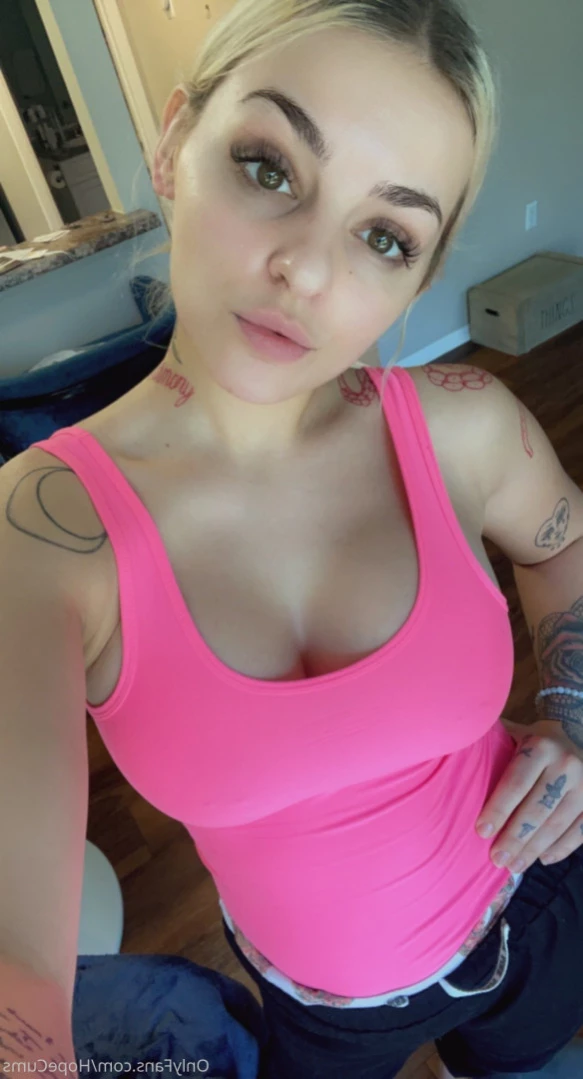 ʜᴏᴘᴇ ʜᴜɢᴇ ᴛɪᴛs [ hopecums ] Onlyfans leaked photo 12803679 on Hotleaks.tv