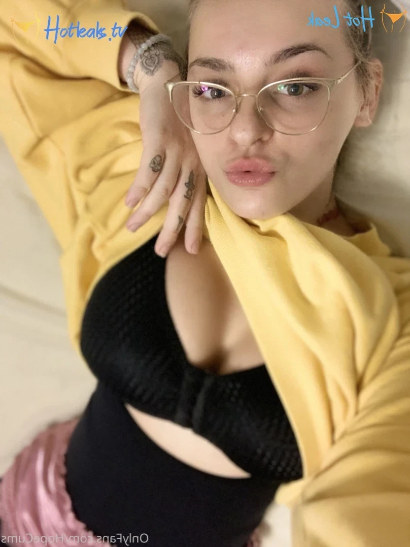 ʜᴏᴘᴇ ʜᴜɢᴇ ᴛɪᴛs [ hopecums ] Onlyfans leaked photo 12810116 on Hotleaks.tv