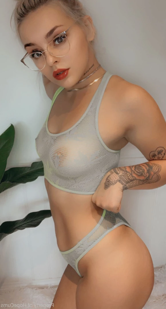 ʜᴏᴘᴇ ʜᴜɢᴇ ᴛɪᴛs [ hopecums ] Onlyfans leaked photo 14222817 on Hotleaks.tv