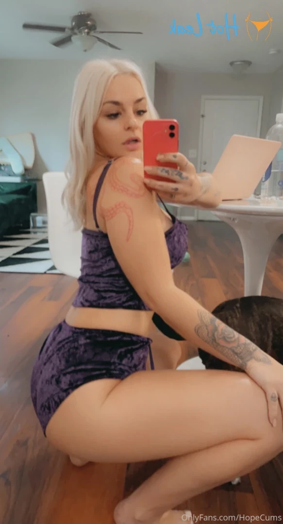 ʜᴏᴘᴇ ʜᴜɢᴇ ᴛɪᴛs [ hopecums ] Onlyfans leaked photo 15323478 on Hotleaks.tv