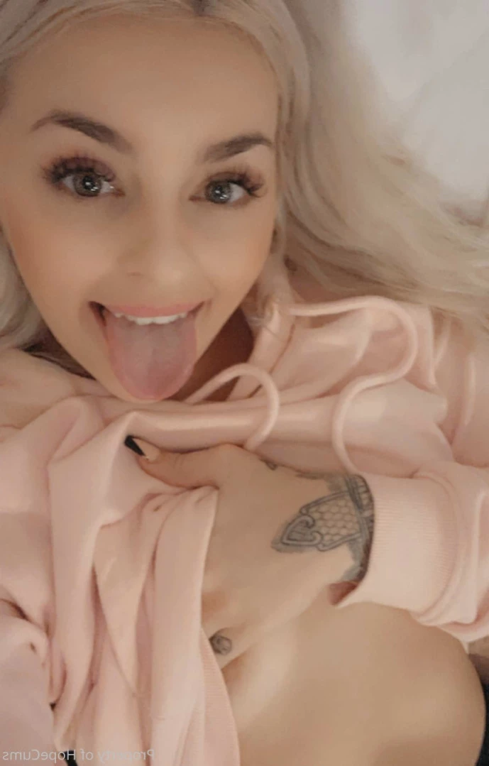 ʜᴏᴘᴇ ʜᴜɢᴇ ᴛɪᴛs [ hopecums ] Onlyfans leaked photo 15441155 on Hotleaks.tv