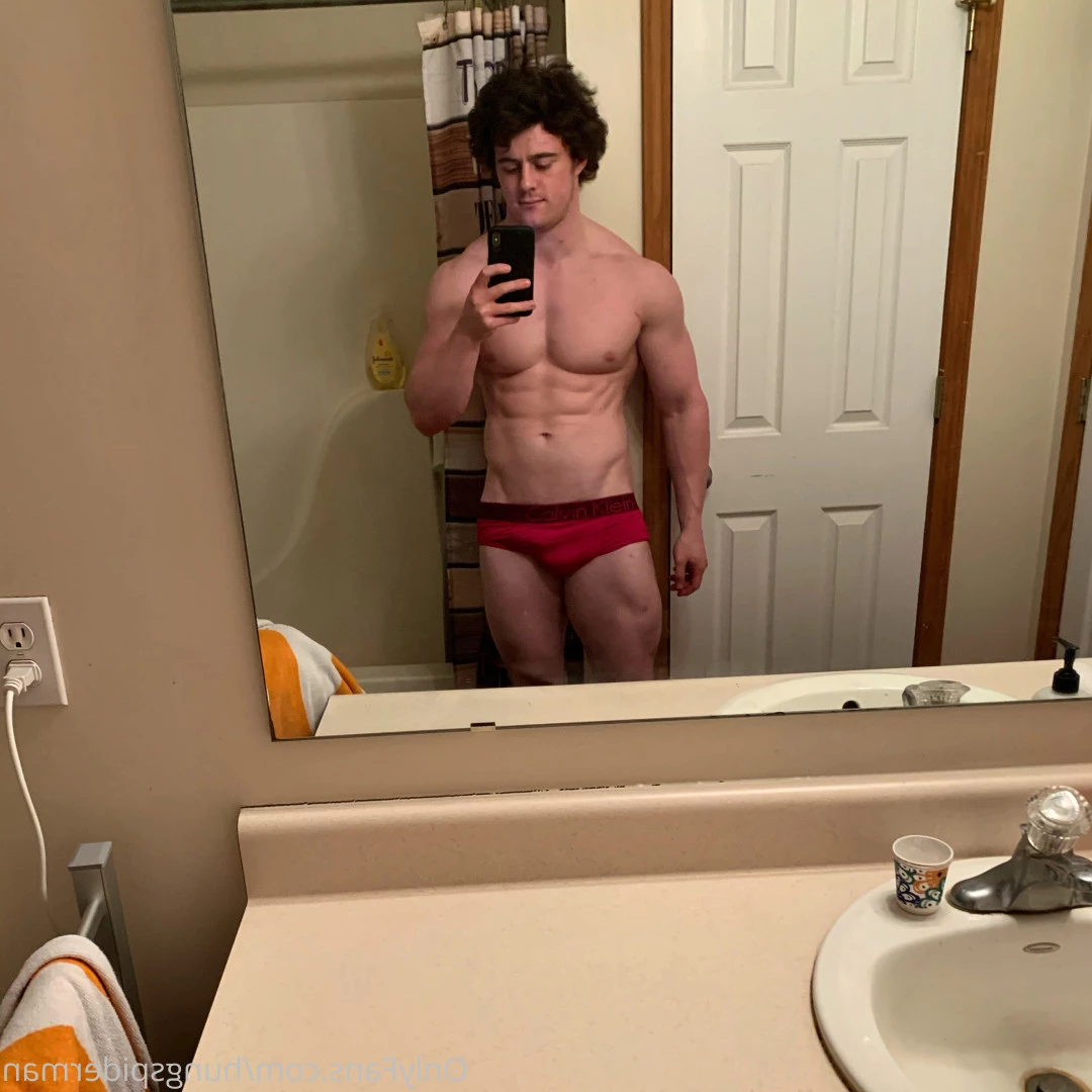 Harlow Guy [ hung_harlow ] Onlyfans leaked photo 5678139 on Hotleaks.tv