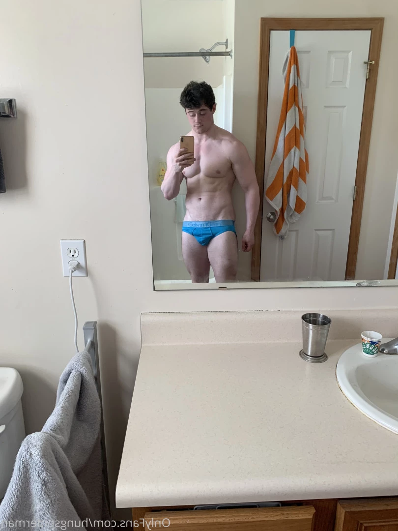 Harlow Guy [ hung_harlow ] Onlyfans leaked photo 5678189 on Hotleaks.tv