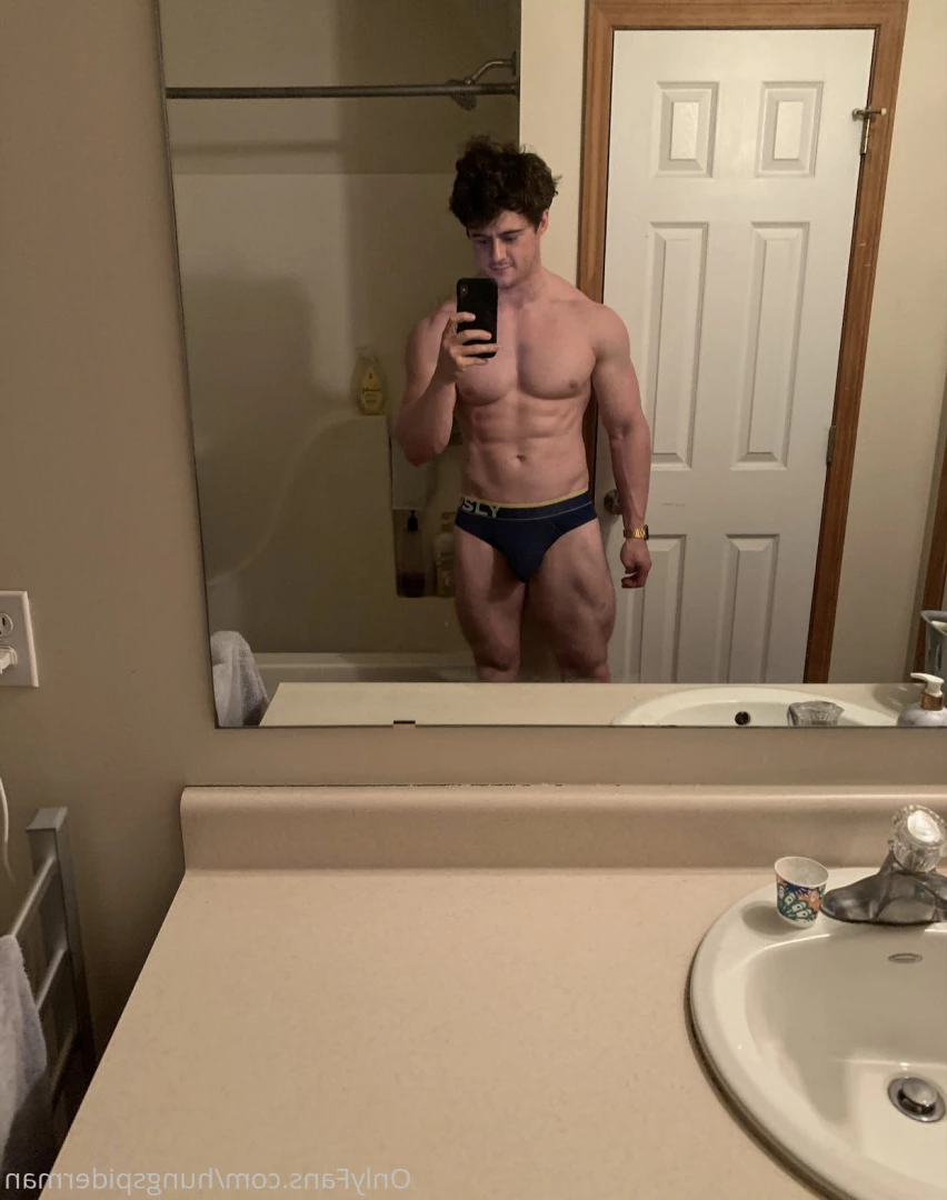 Harlow Guy [ hung_harlow ] Onlyfans leaked photo 5678220 on Hotleaks.tv