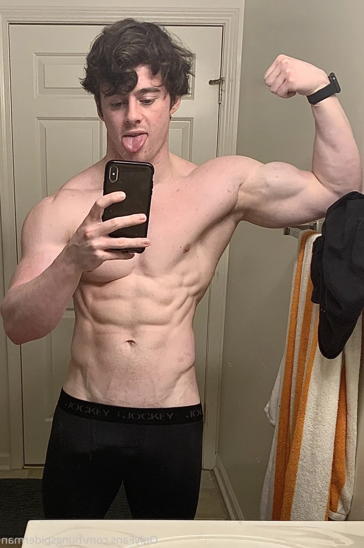 Harlow Guy [ hung_harlow ] Onlyfans leaked photo 5678251 on Hotleaks.tv