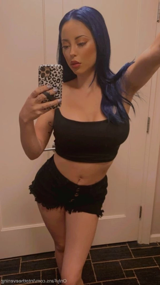 ⭐️ E V E ⭐️ M A R L O W E ⭐️ [ evemarlowe ] Onlyfans leaked photo 12740106 on Hotleaks.tv