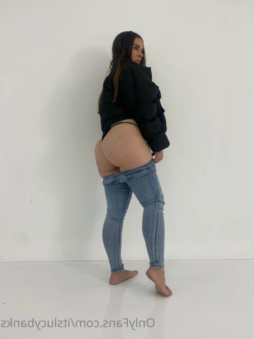 itslucybanks Onlyfans leaked photo 11142364 on Hotleaks.tv