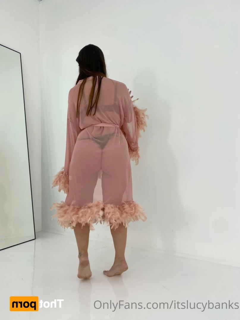 itslucybanks Onlyfans leaked photo 11142962 on Hotleaks.tv