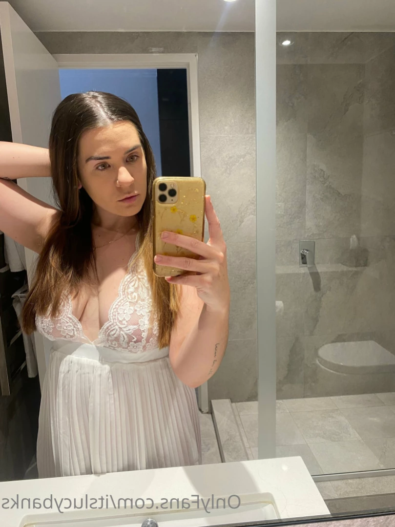 itslucybanks Onlyfans leaked photo 11142963 on Hotleaks.tv
