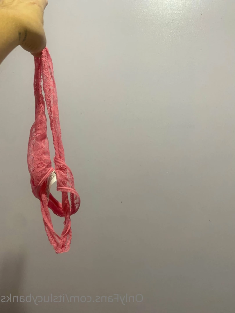 itslucybanks Onlyfans leaked photo 12781411 on Hotleaks.tv