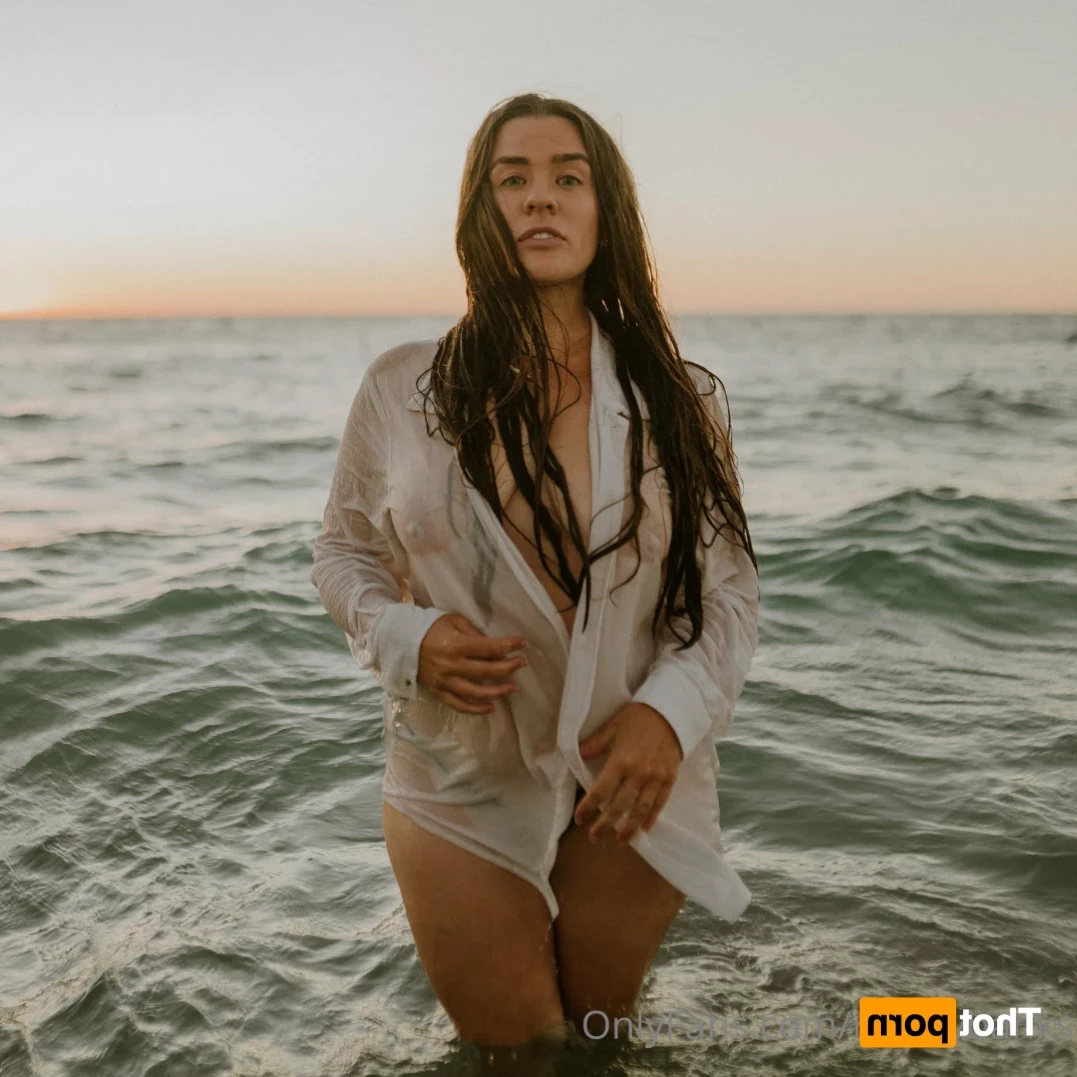 itslucybanks Onlyfans leaked photo 12854973 on Hotleaks.tv