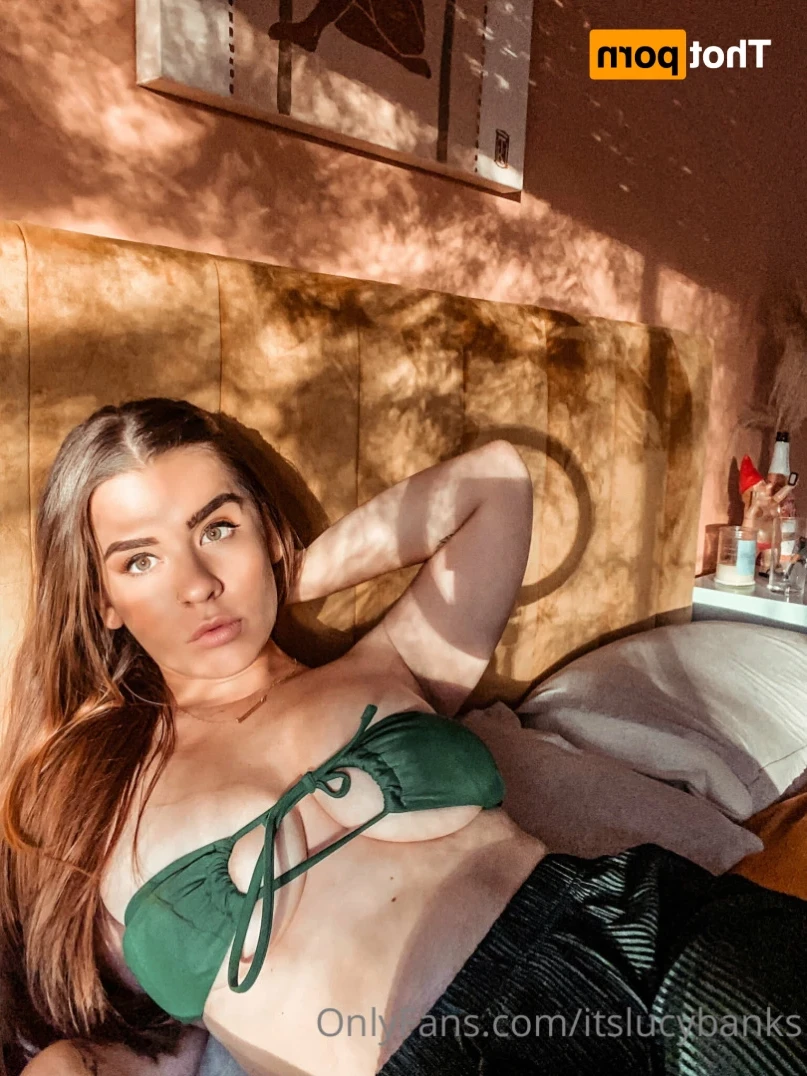itslucybanks Onlyfans leaked photo 13698555 on Hotleaks.tv