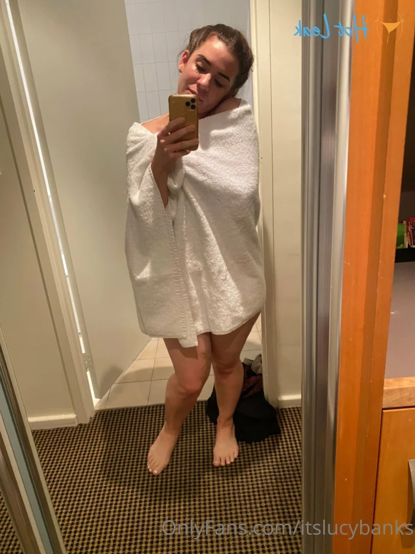 itslucybanks Onlyfans leaked photo 15290524 on Hotleaks.tv