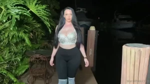 18272729