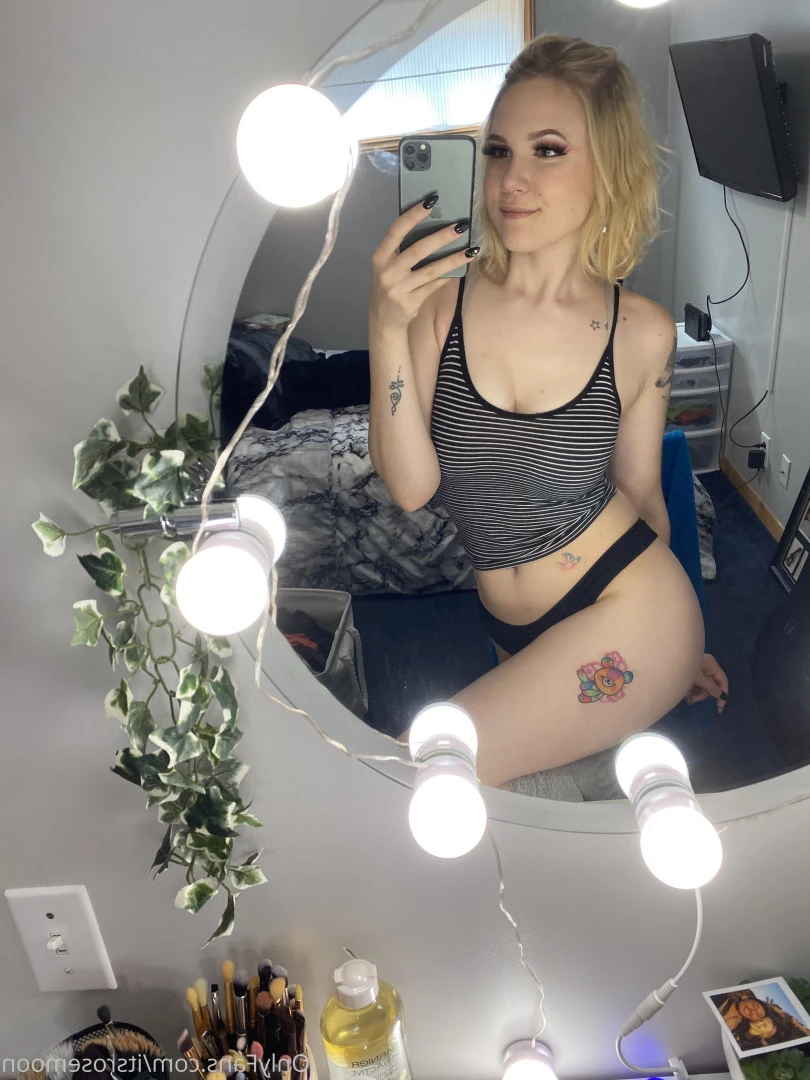 Free Rose Moon [ itsrosemoon ] Onlyfans leaked photo 5584697 on Hotleaks.tv