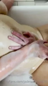 18272702