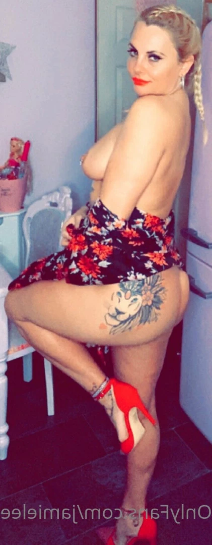 jamieleepinkymummy Onlyfans leaked photo 5675685 on Hotleaks.tv