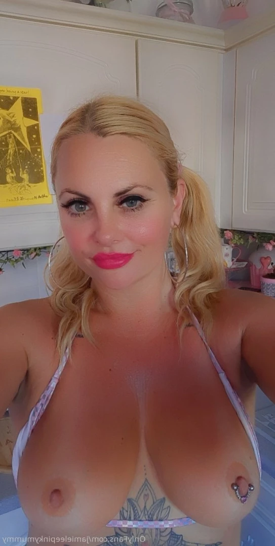 jamieleepinkymummy Onlyfans leaked photo 5677619 on Hotleaks.tv