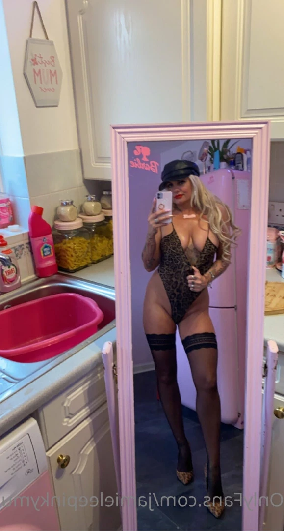 jamieleepinkymummy Onlyfans leaked photo 5678465 on Hotleaks.tv