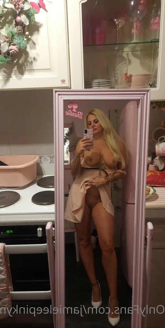 jamieleepinkymummy Onlyfans leaked photo 5678485 on Hotleaks.tv