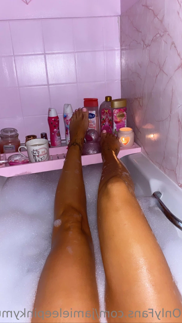 jamieleepinkymummy Onlyfans leaked photo 5680189 on Hotleaks.tv