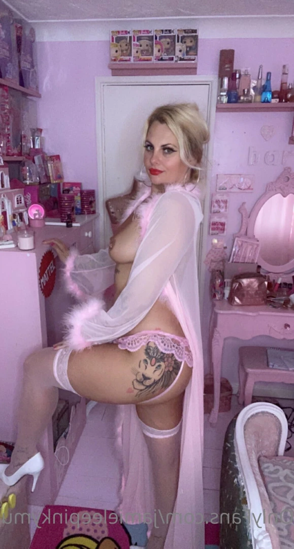 jamieleepinkymummy Onlyfans leaked photo 5683364 on Hotleaks.tv
