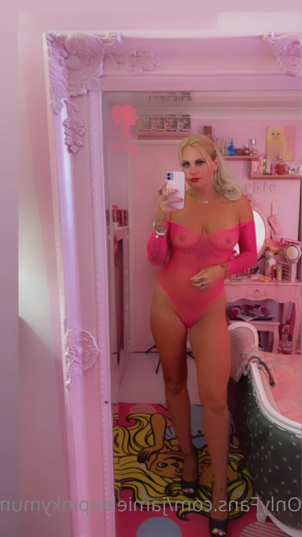 jamieleepinkymummy Onlyfans leaked photo 5683902 on Hotleaks.tv