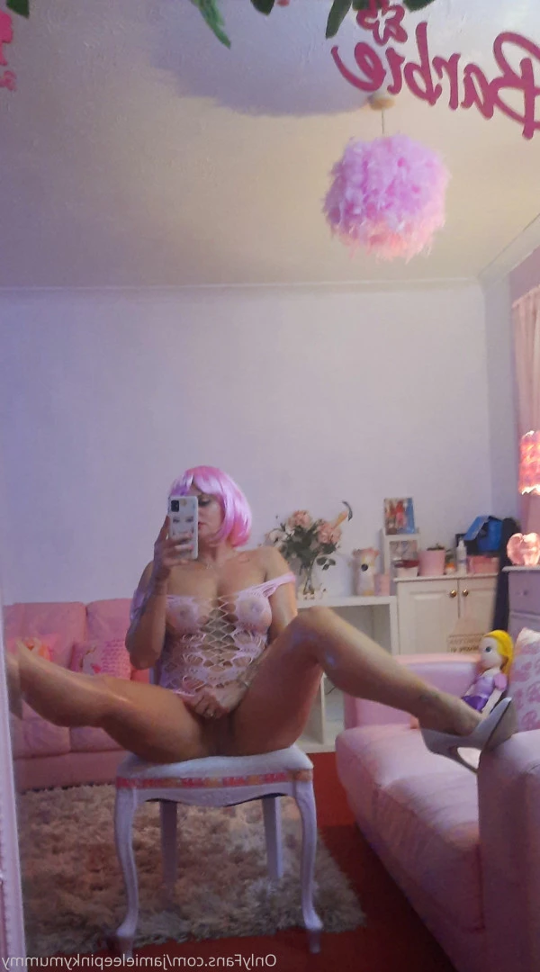 jamieleepinkymummy Onlyfans leaked photo 5690274 on Hotleaks.tv