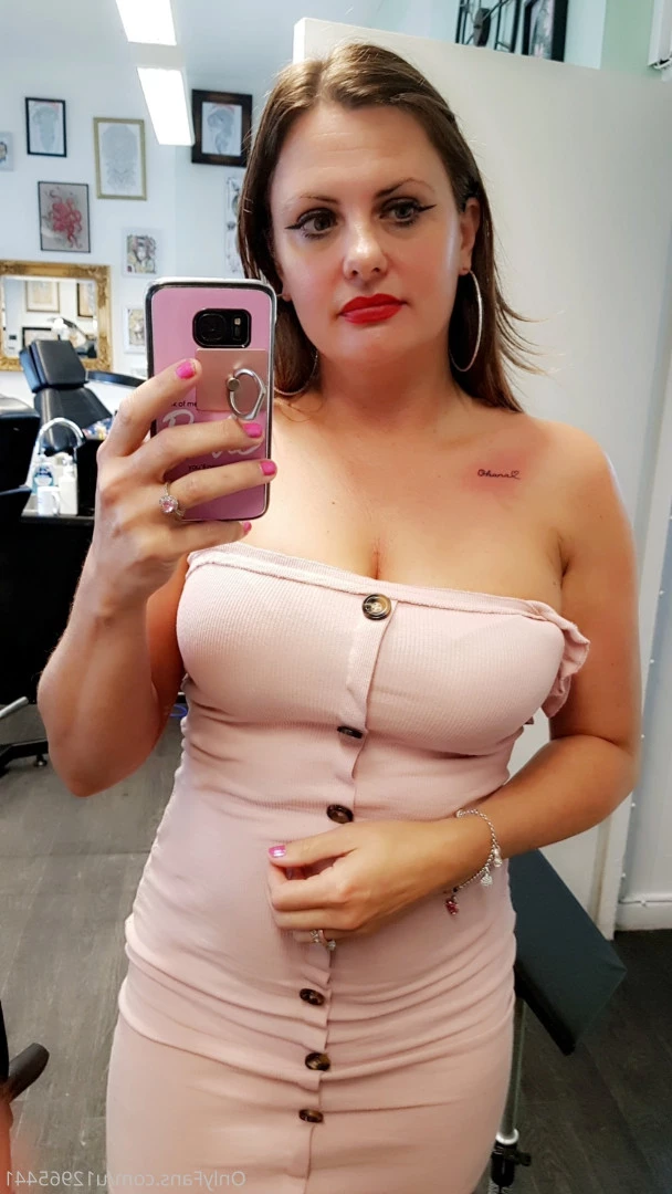 jamieleepinkymummy Onlyfans leaked photo 5690387 on Hotleaks.tv