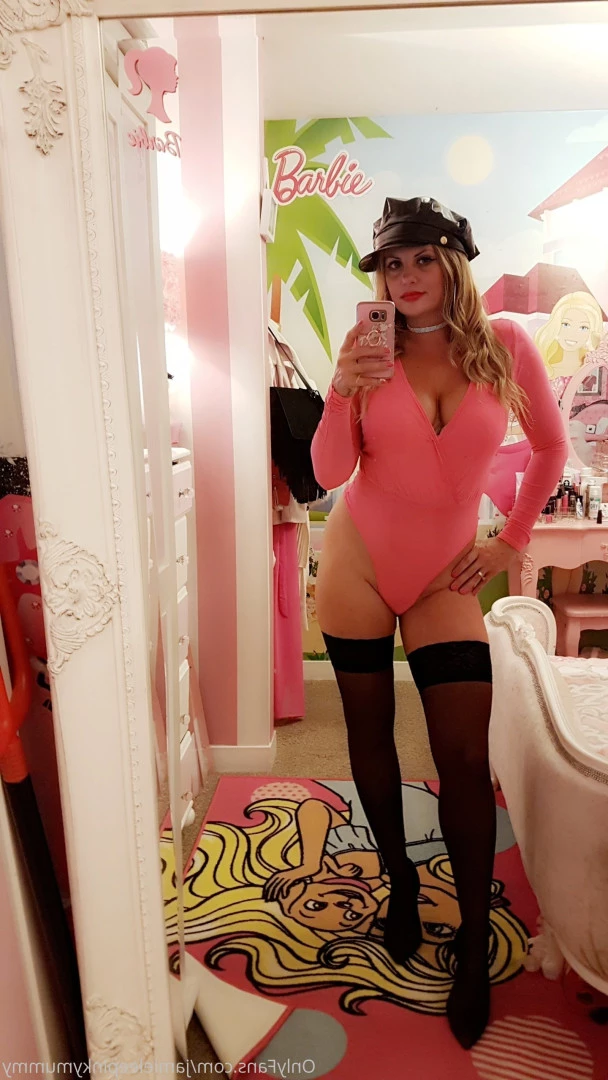 jamieleepinkymummy Onlyfans leaked photo 5690447 on Hotleaks.tv