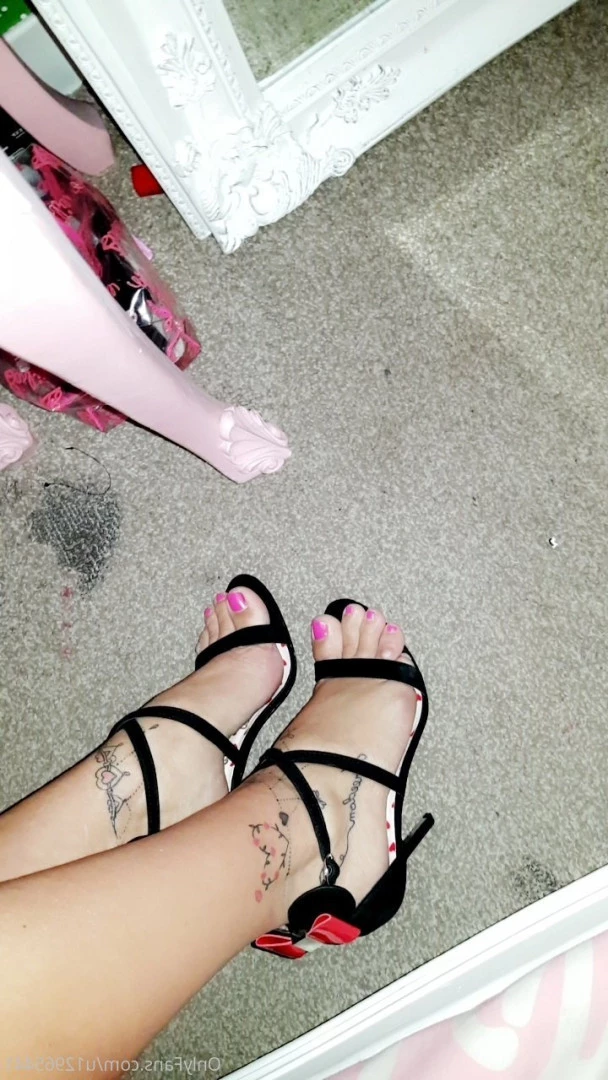 jamieleepinkymummy Onlyfans leaked photo 5693814 on Hotleaks.tv