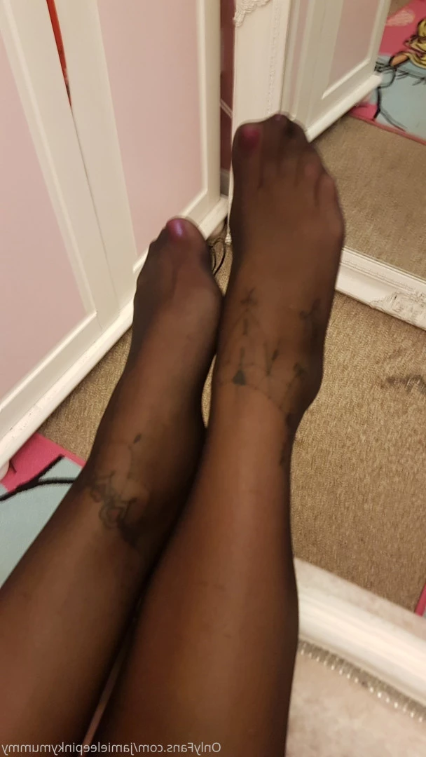 jamieleepinkymummy Onlyfans leaked photo 5694155 on Hotleaks.tv