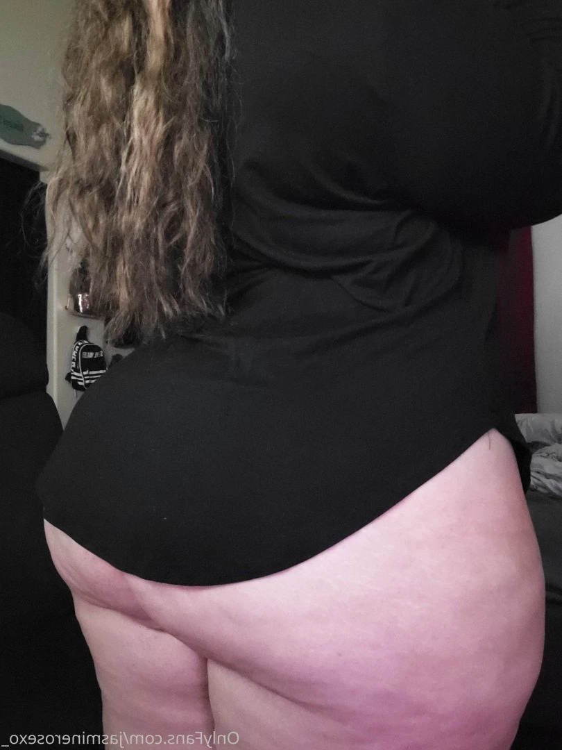 🌺 Hawaiian Hotwife Gamer 🎮 [ jasminerosexo_ ] Onlyfans leaked photo 5434766 on Hotleaks.tv
