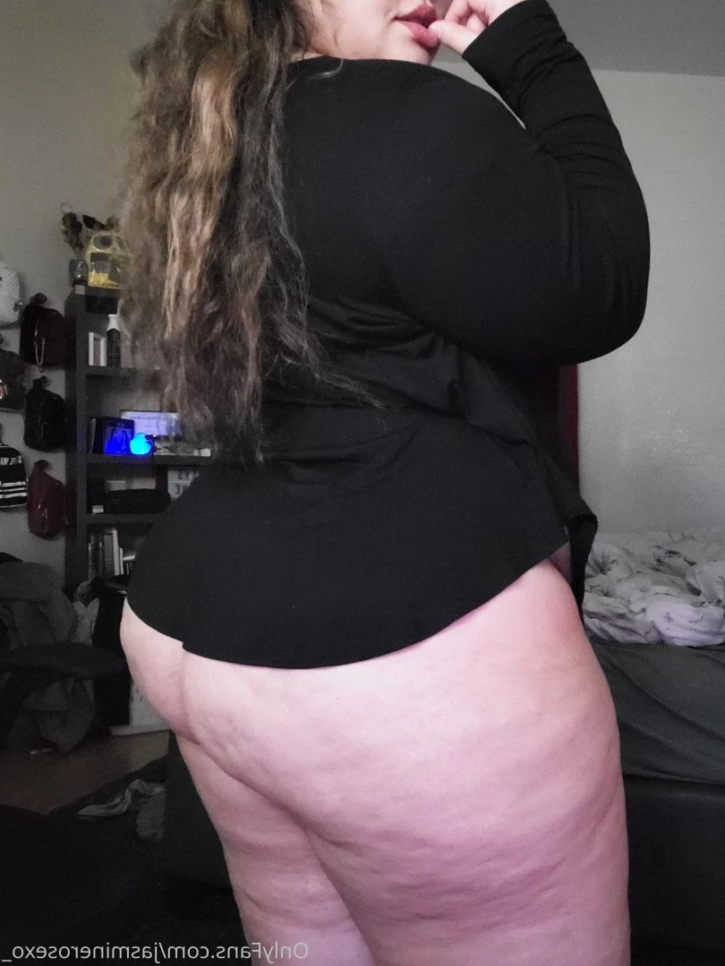 🌺 Hawaiian Hotwife Gamer 🎮 [ jasminerosexo_ ] Onlyfans leaked photo 5438343 on Hotleaks.tv