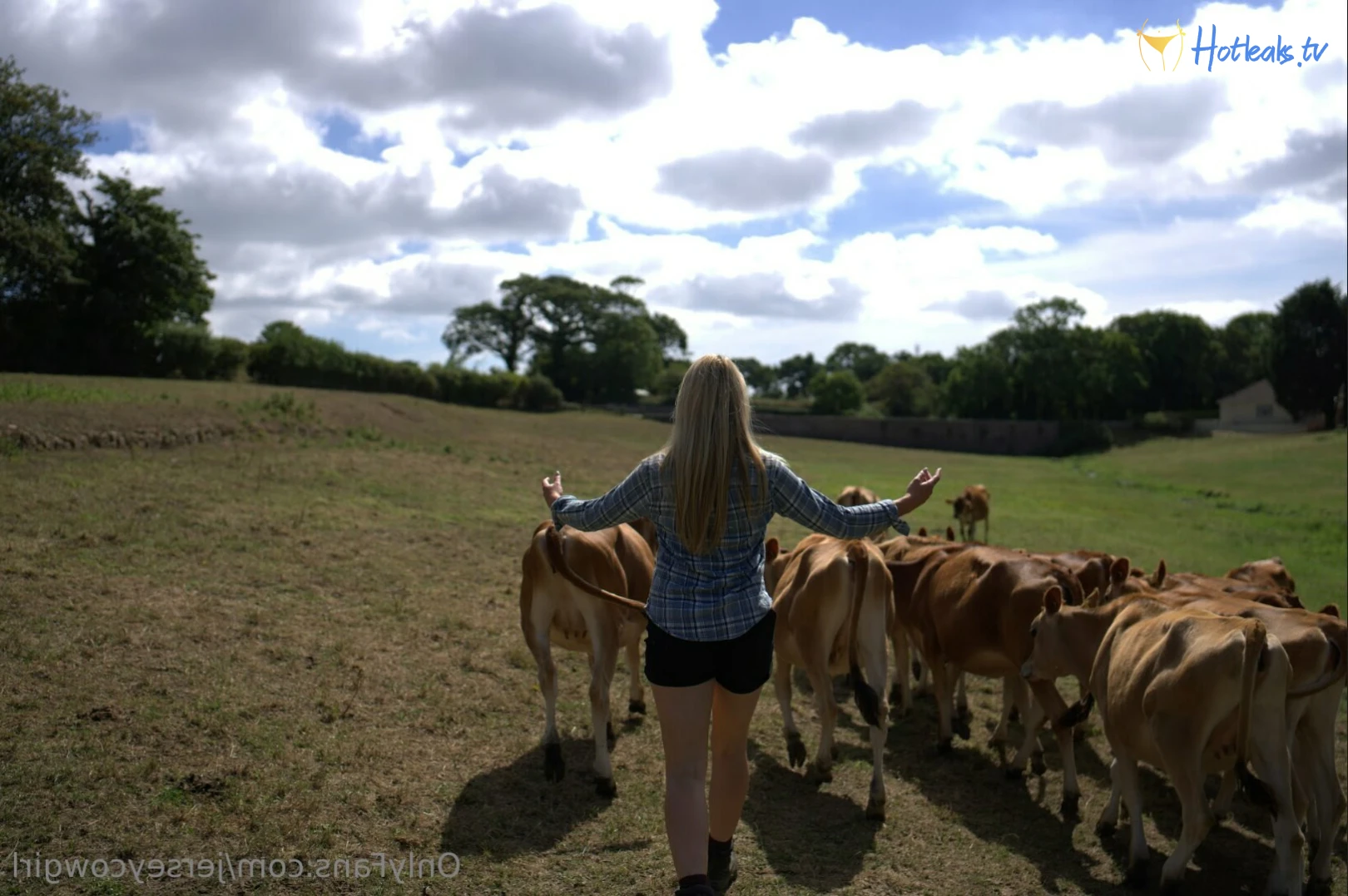 Becky Houzé 🐮 [ jerseycowgirl ] Onlyfans leaked photo 11014233 on Hotleaks.tv