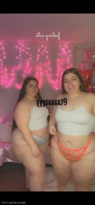 5737797