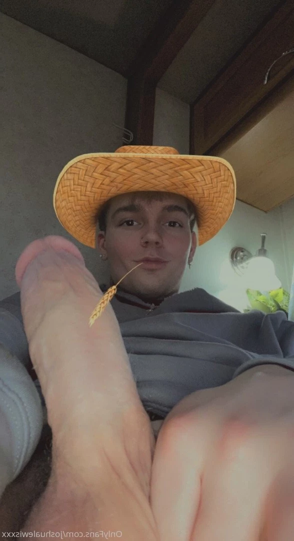 Joshua Lewis [ joshualewisxxx ] Onlyfans leaked photo 5416282 on Hotleaks.tv
