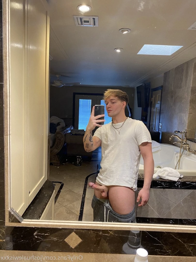 Joshua Lewis [ joshualewisxxx ] Onlyfans leaked photo 5418746 on Hotleaks.tv