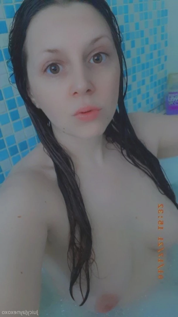 JuicyJayne 💋 [ juicyjaynexoxo ] Onlyfans leaked photo 5555602 on Hotleaks.tv