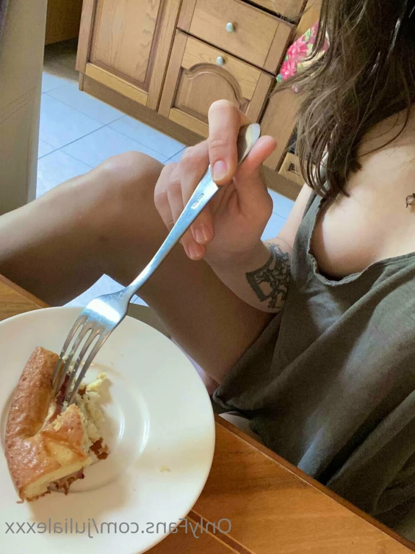 Julie Hielbert [ julie_hielbert ] Onlyfans leaked photo 7860153 on Hotleaks.tv