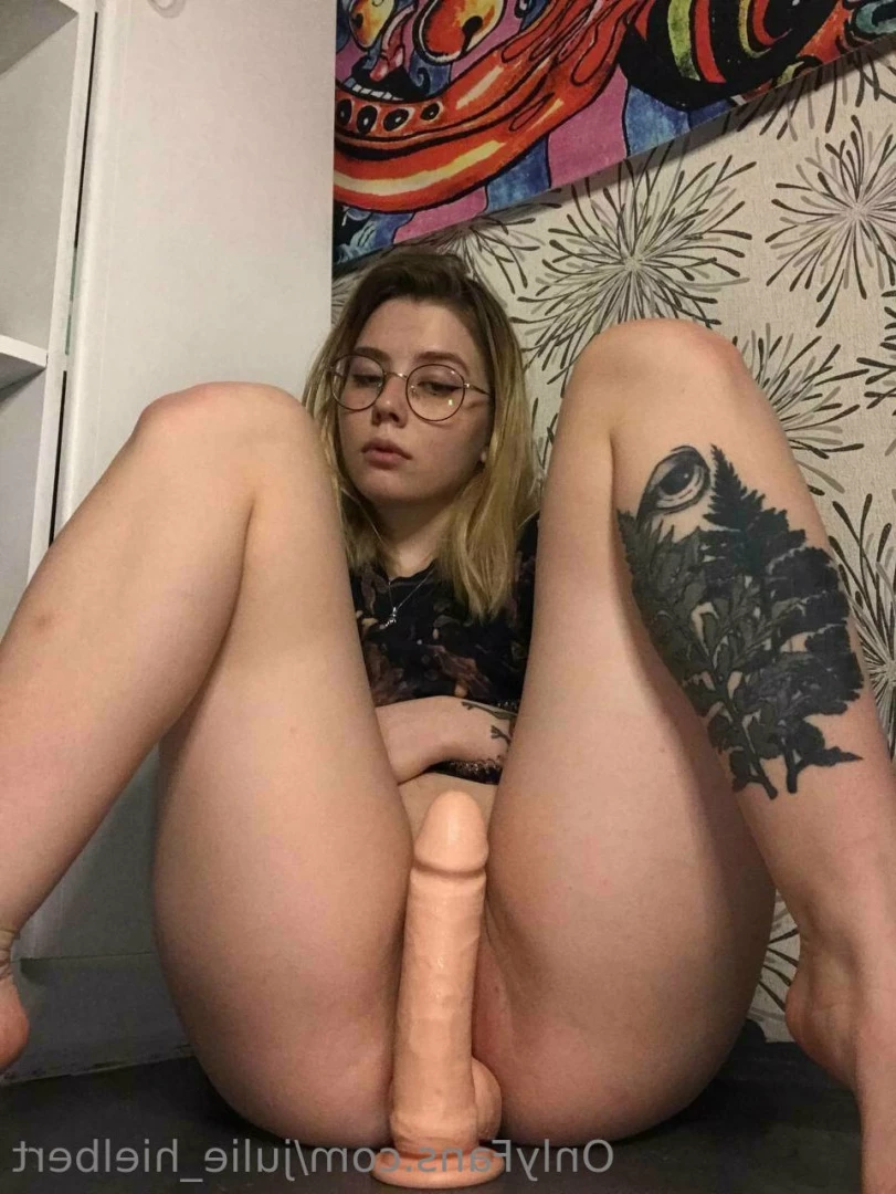 Julie Hielbert [ julie_hielbert ] Onlyfans leaked photo 9743399 on Hotleaks.tv
