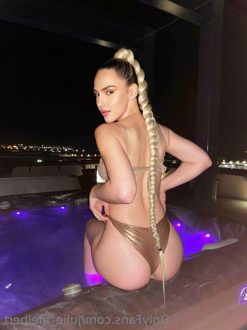 Julie Hielbert [ julie_hielbert ] Onlyfans leaked photo 9743468 on Hotleaks.tv