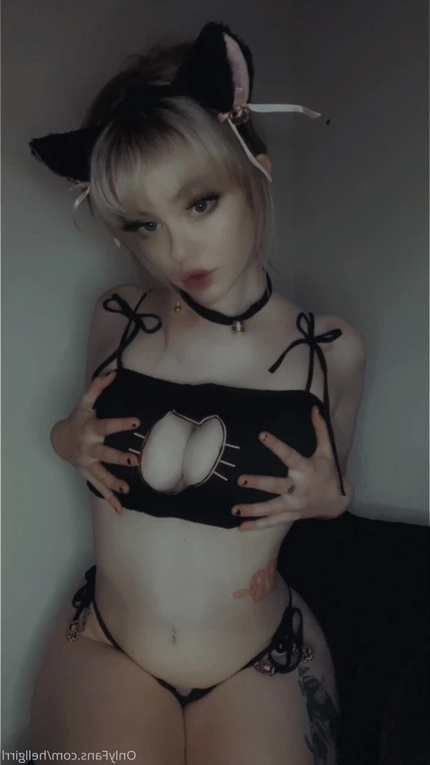 hellgirl [ hellgirrl ] Onlyfans leaked photo 479471 on Hotleaks.tv