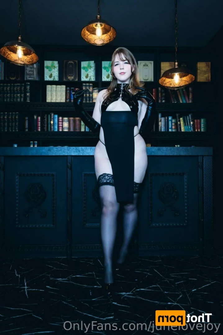 June Lovejoy [ junelovejoy ] Onlyfans leaked photo 15700801 on Hotleaks.tv
