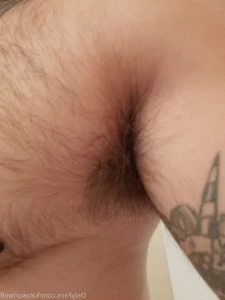 5548869