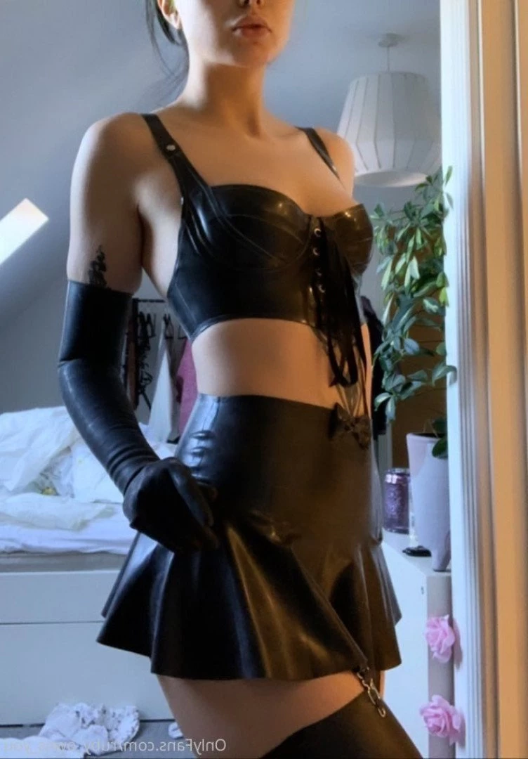🖤 Ruby Hexx 🖤 top 0.3% [ hexx_girl ] Onlyfans leaked photo 481580 on Hotleaks.tv