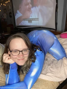 5645646