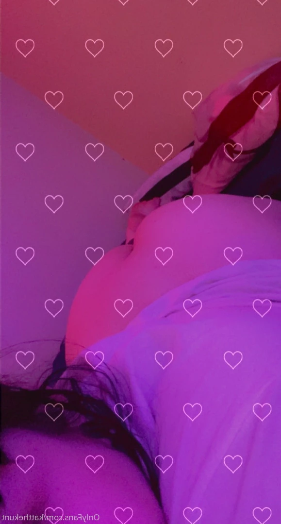 Kat [ katthekunt ] Onlyfans leaked photo 10904934 on Hotleaks.tv